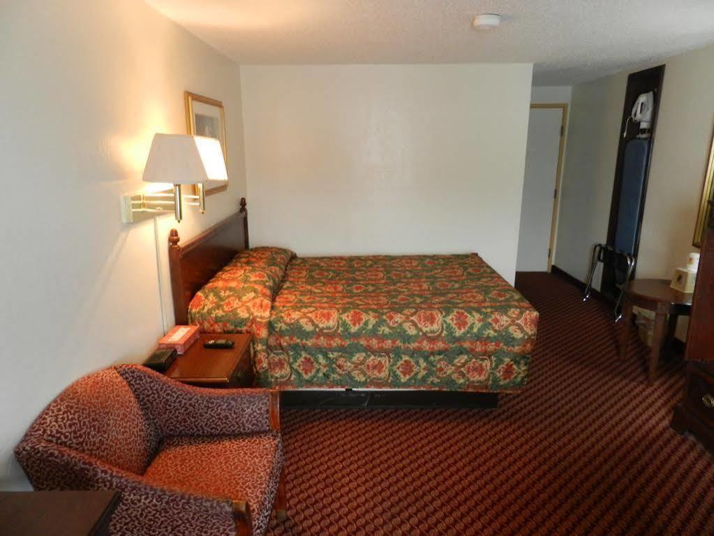Baymont Inn & Suites By Wyndham Liberty Kültér fotó