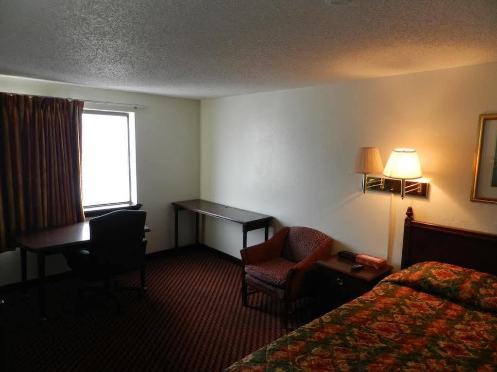 Baymont Inn & Suites By Wyndham Liberty Kültér fotó
